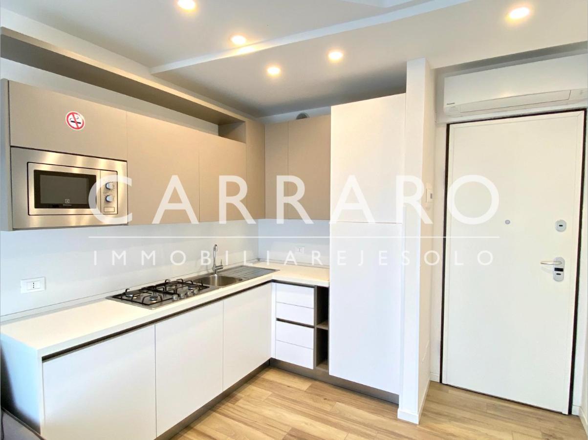 Appartamenti Cristina Carraro Immobiliare - Family Apartments Лидо-ди-Езоло Экстерьер фото
