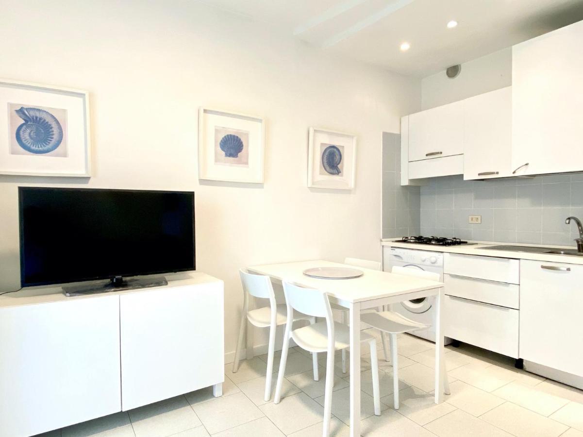 Appartamenti Cristina Carraro Immobiliare - Family Apartments Лидо-ди-Езоло Экстерьер фото