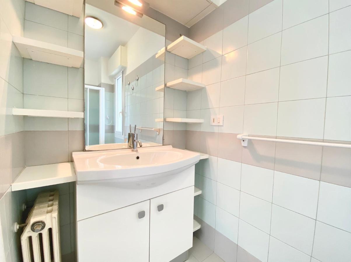 Appartamenti Cristina Carraro Immobiliare - Family Apartments Лидо-ди-Езоло Экстерьер фото